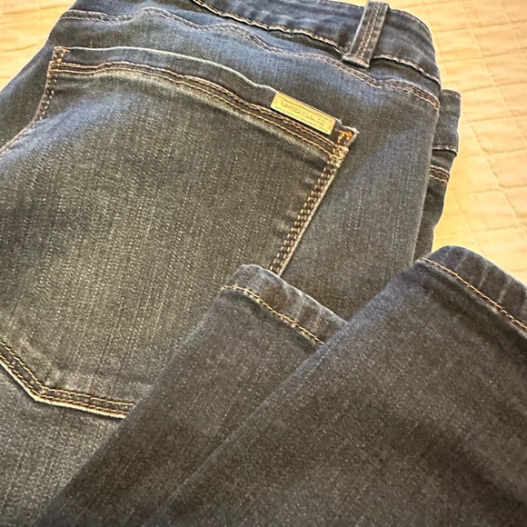 WHBM Skinny Leg Dark distressed denim. Size 12R - Picture 10 of 16